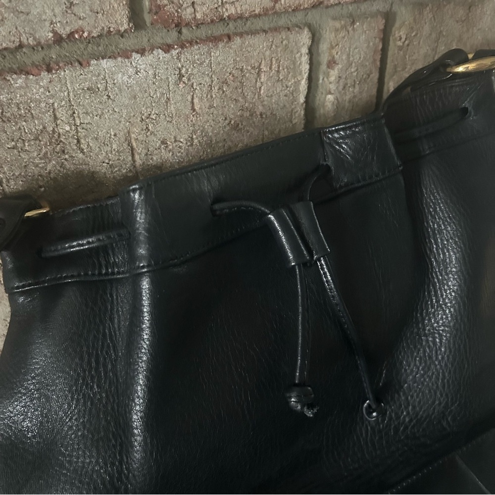 Black real leather cross body bag - Picture 2 of 7